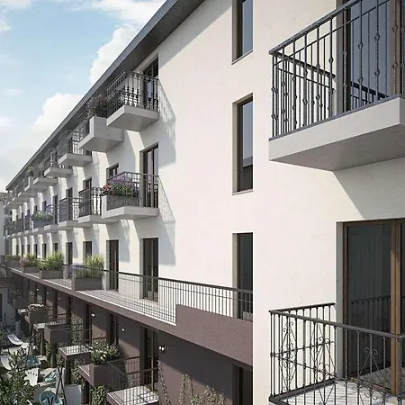 25hours Piazza San Paolino Hotel 4*