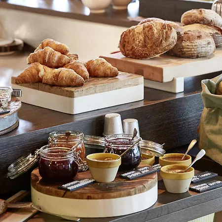 25hours Piazza San Paolino Hotel