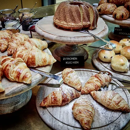 Hotel 25hours Piazza San Paolino