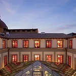 25hours Piazza San Paolino Hotel 4*