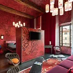 25hours Piazza San Paolino Hotel 4*