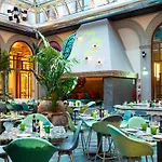ホテル 25hours Piazza San Paolino 4*