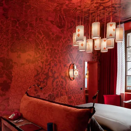 Hotel 25hours Piazza San Paolino 4*