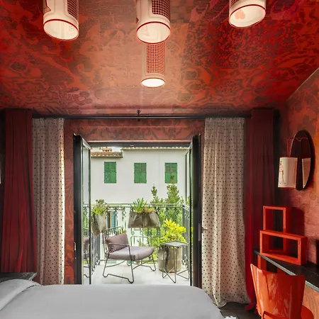 Hotel 25hours Piazza San Paolino
