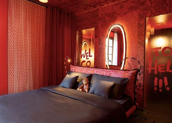 25hours Piazza San Paolino Szálloda 4*