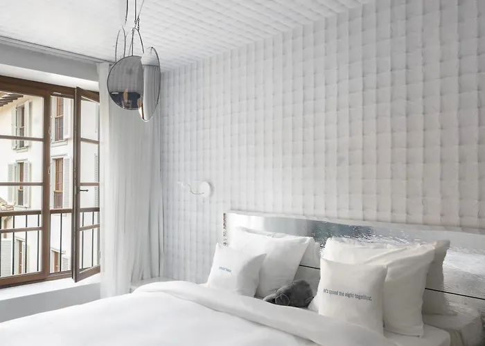 25hours Piazza San Paolino Hotel 4*