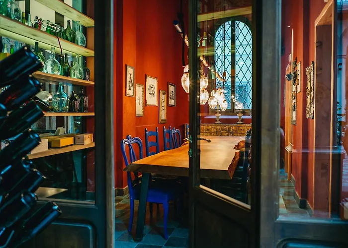 25hours Piazza San Paolino 4*