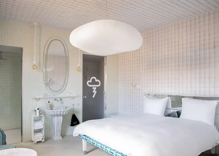 25hours Piazza San Paolino Hotel