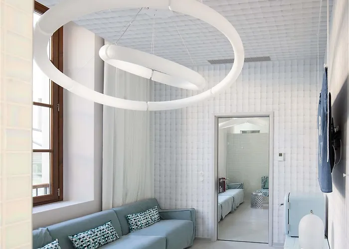 25hours Piazza San Paolino Hotel