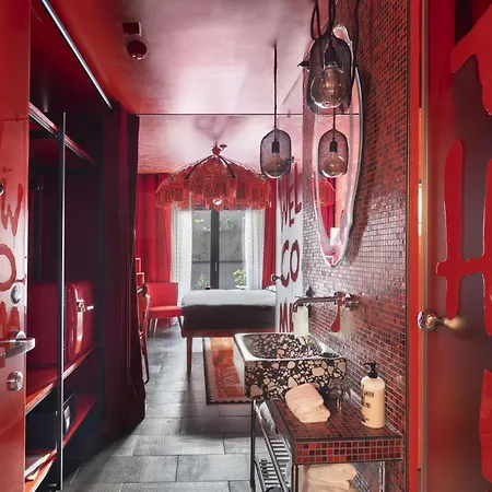 酒店 25hours Piazza San Paolino