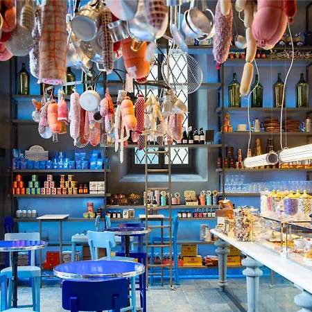 酒店 25hours Piazza San Paolino 4*